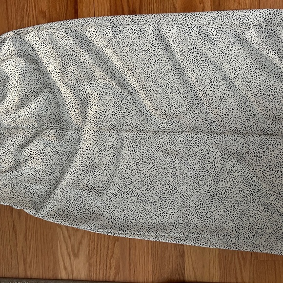 Zara split-leg wrap midi skirt - Picture 2 of 3